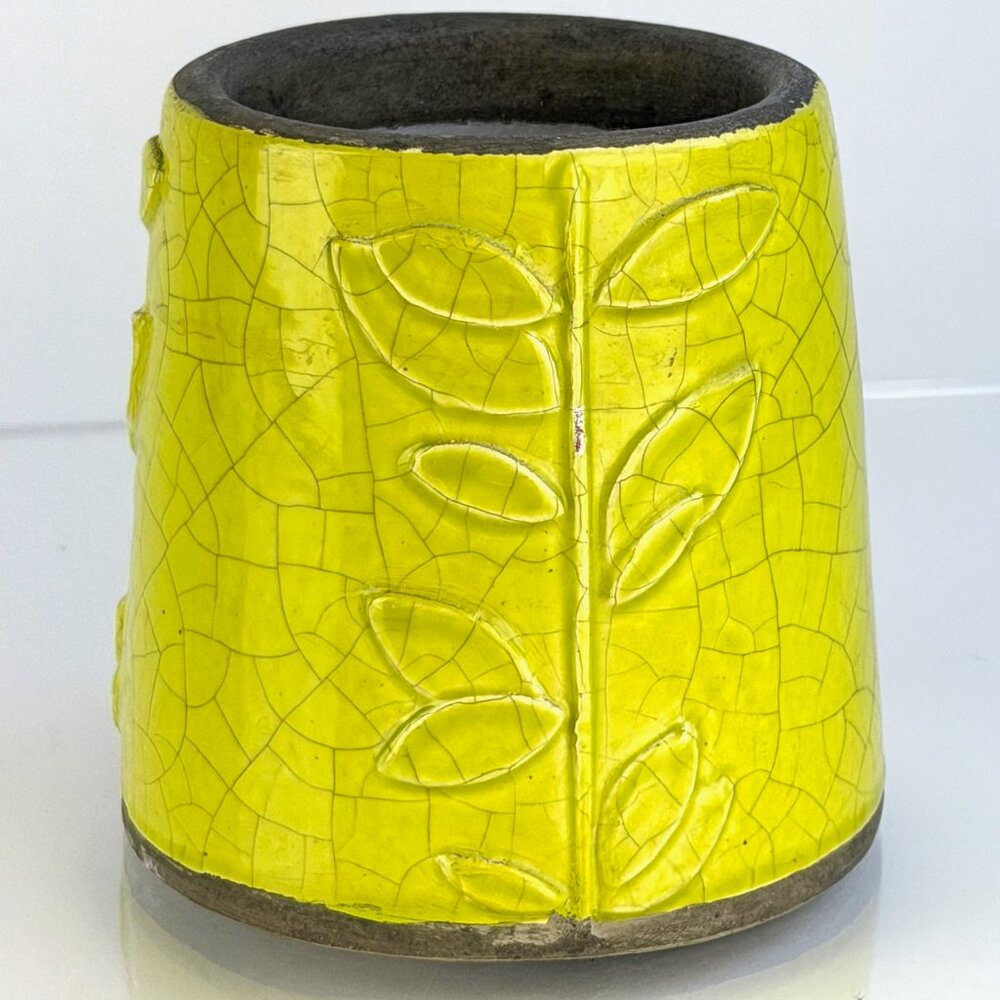 Crate & Barrel Vinca Vine Yellow Pottery Candle Pot 65 Hr Burn